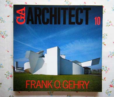 フランク・ゲーリー（世界の建築家）| 古本買取セシルライブラリ